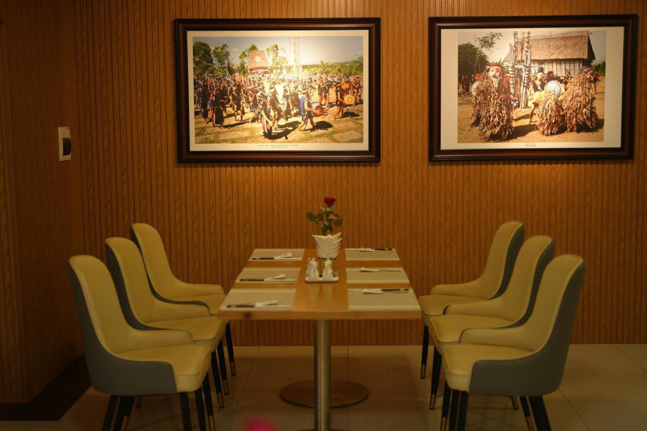 Pleiku Hotel エクステリア 写真