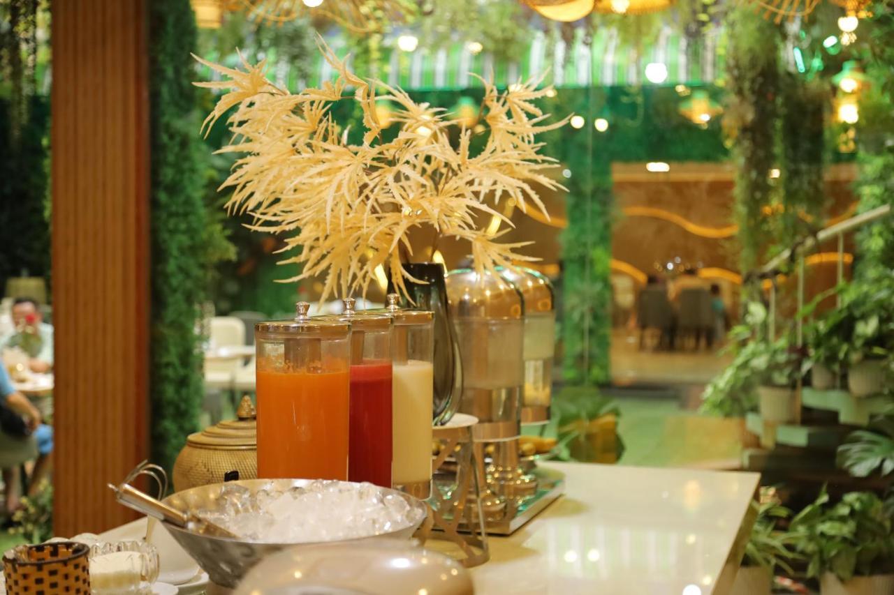 Pleiku Hotel エクステリア 写真