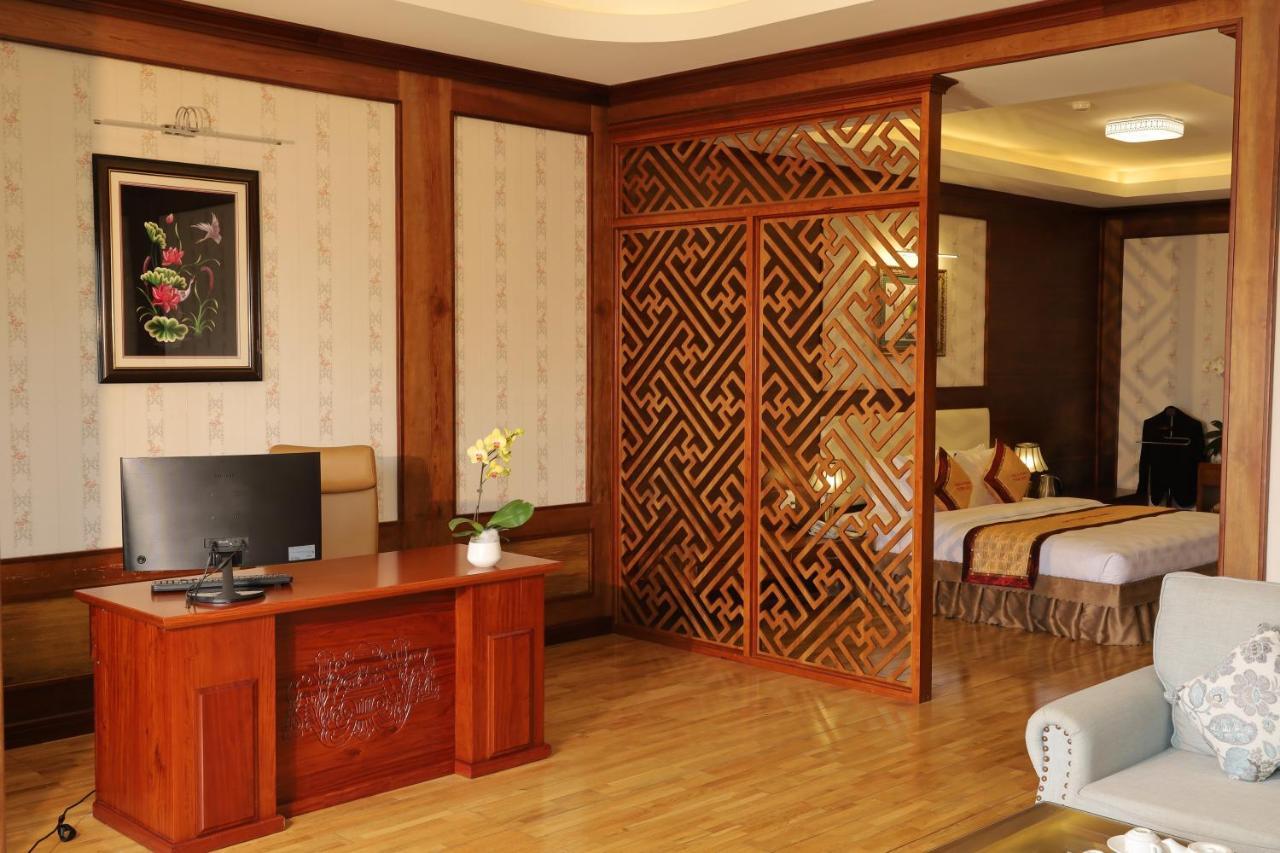 Pleiku Hotel エクステリア 写真